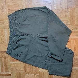 Old Navy jogger style, linen pants.
